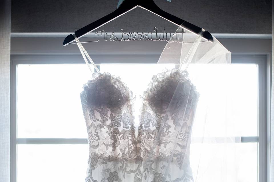 L&t: the dress