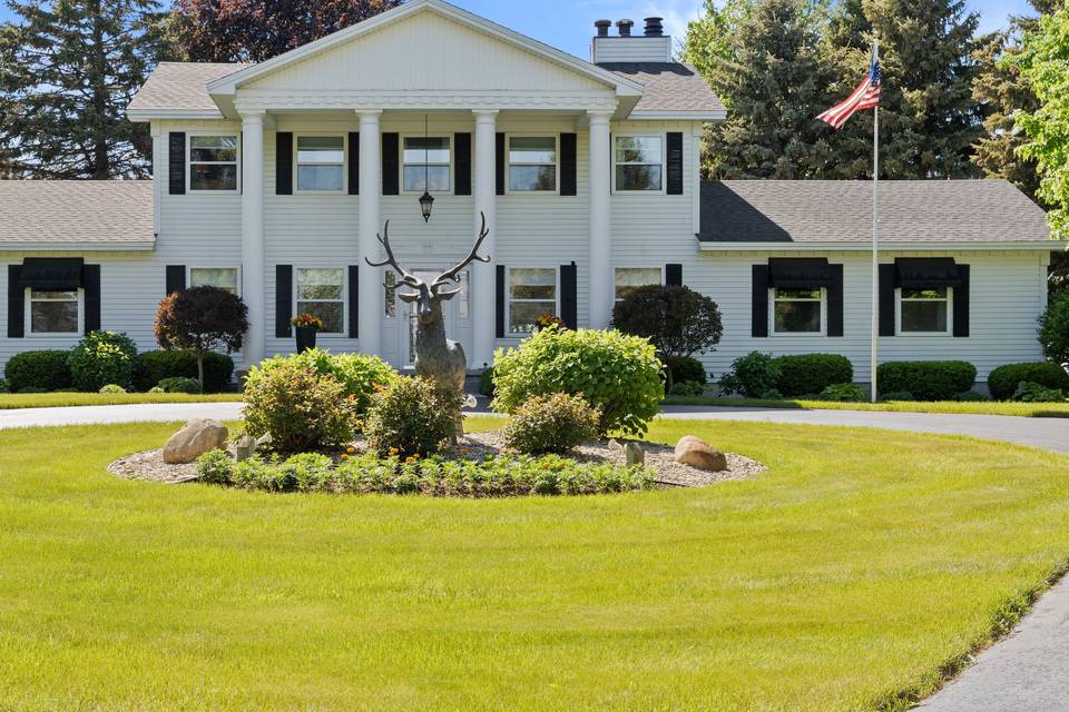 Cairn House Elk Rapids