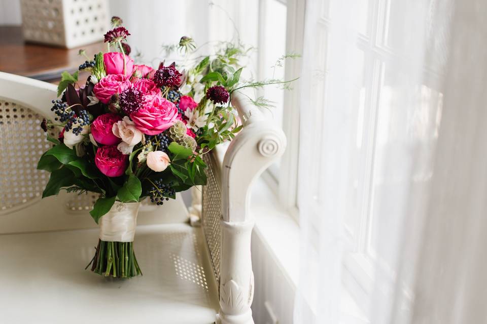 Piano garden rose bouquet