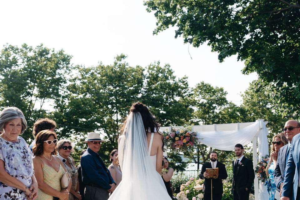 Custom bridal veil