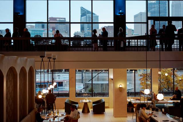 Sheraton Pittsburgh Hotel at Square Station