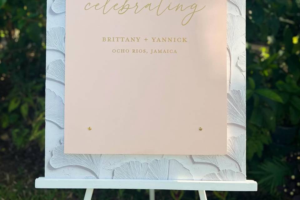 Double Panel Welcome Sign