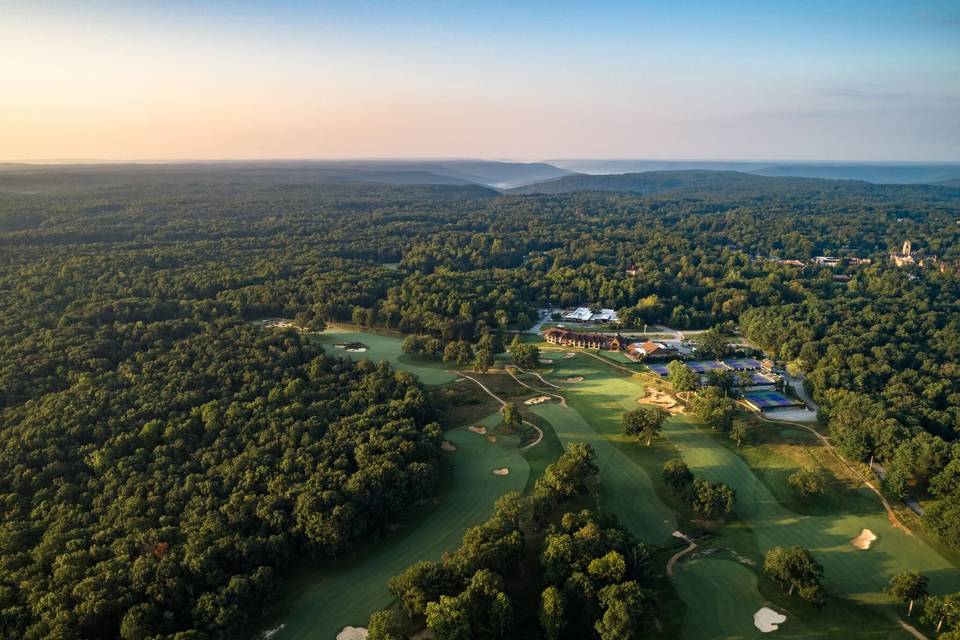 Sewanee Inn - Drone