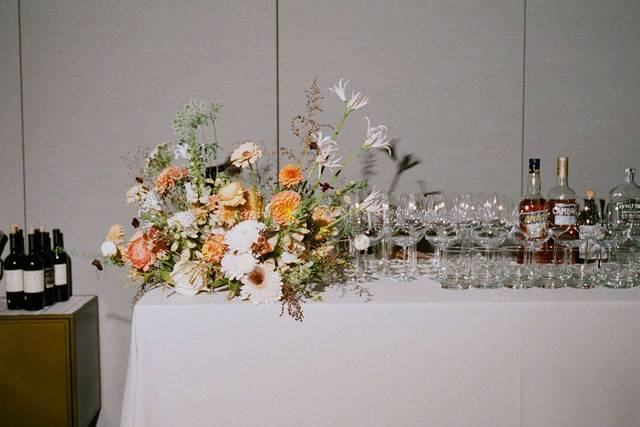 Bar and florals