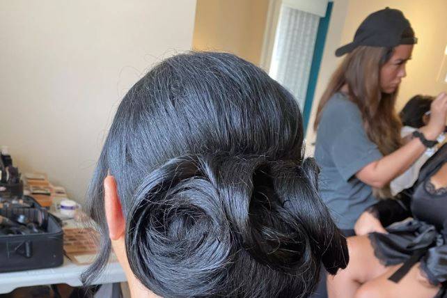 Wedding hair with a twist