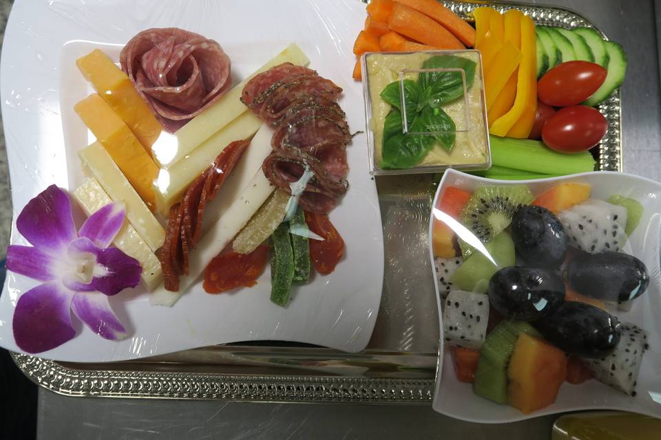 Assorted veggies and fruits
