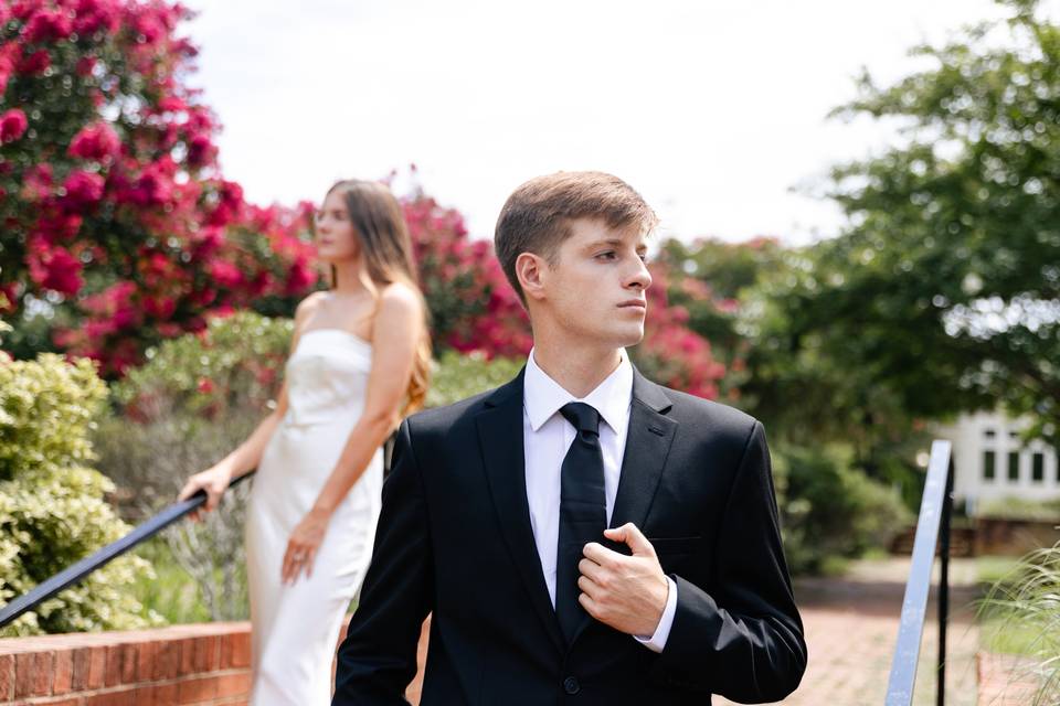 Editorial Wedding Pose