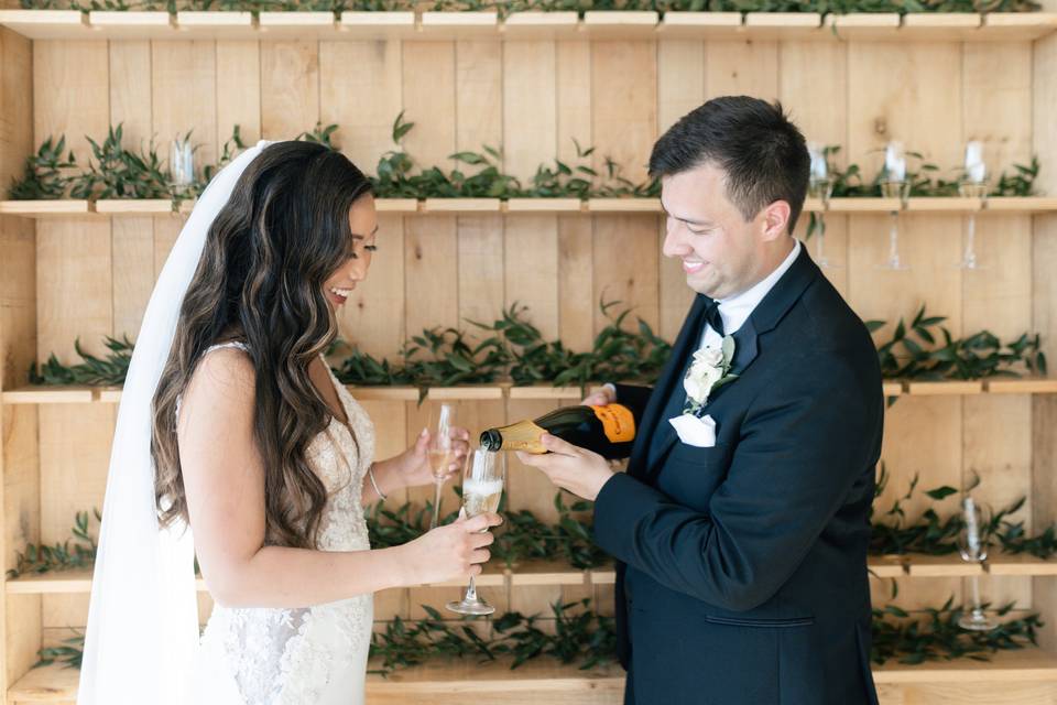 Bride and groom champagne