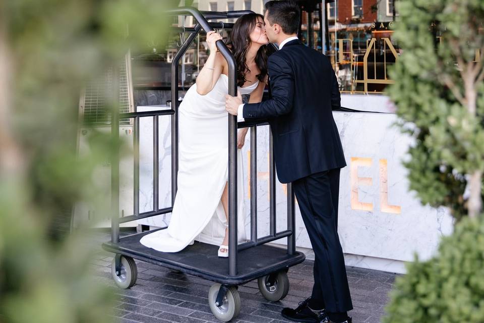Classy wedding portraits