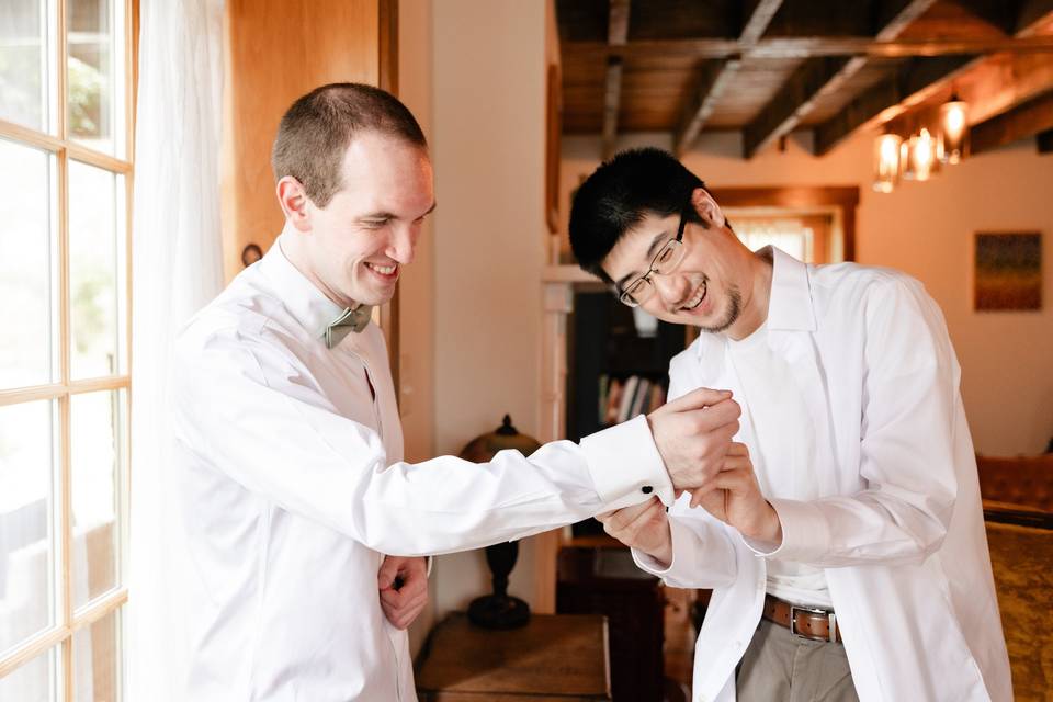 Groom get ready photos