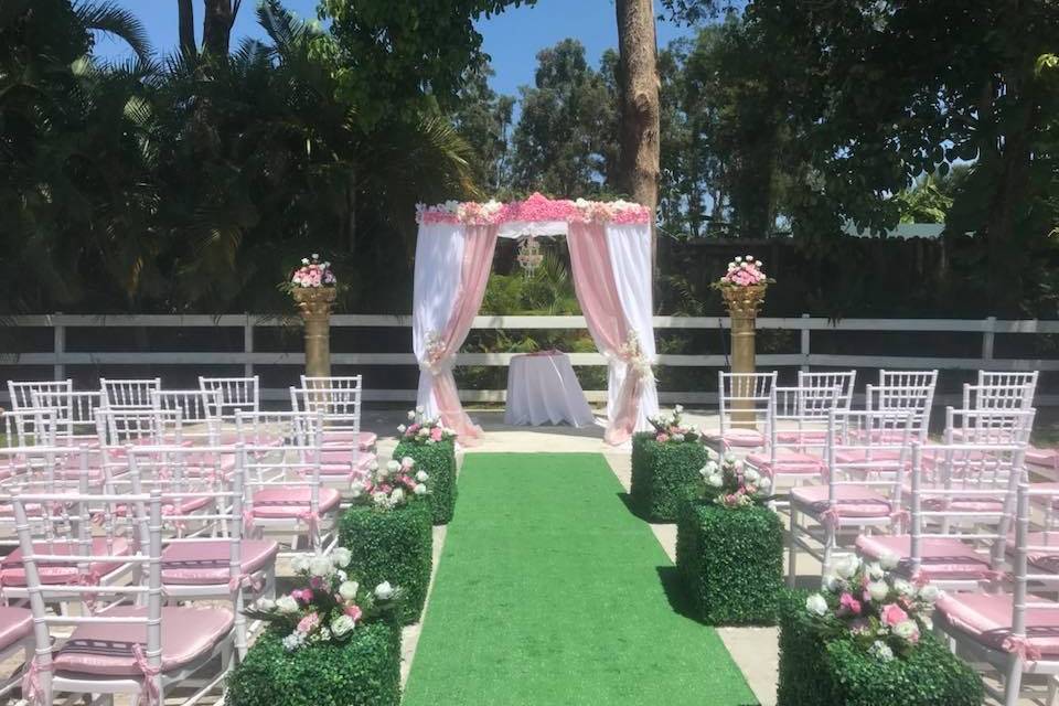 Outdoor ceremony venue