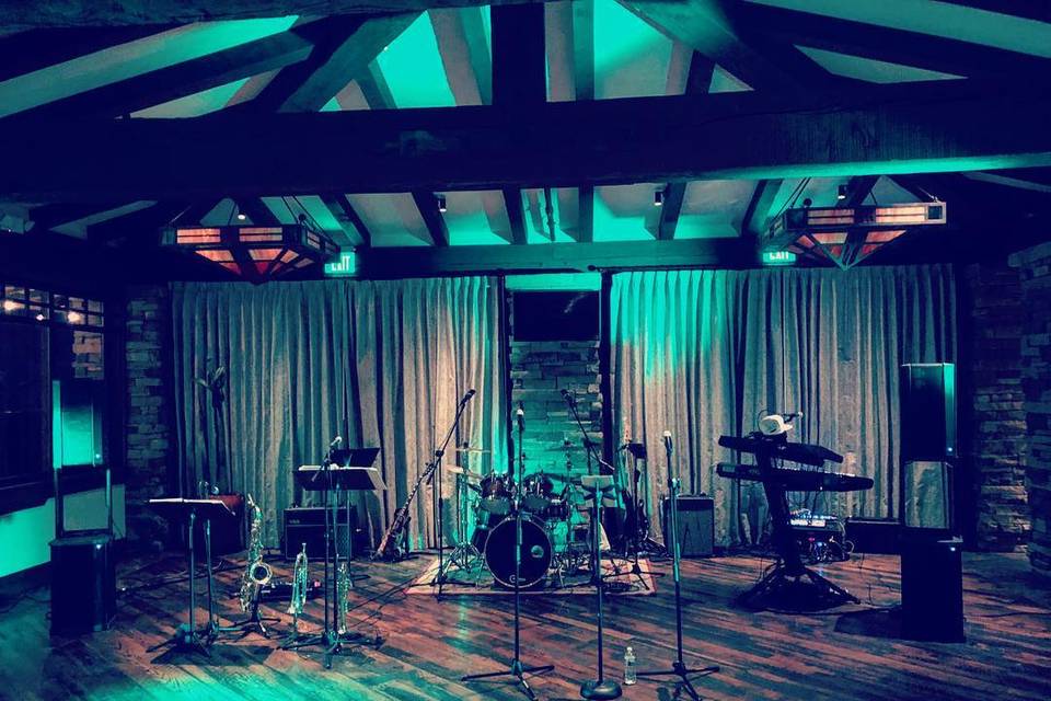 Indoor band setup