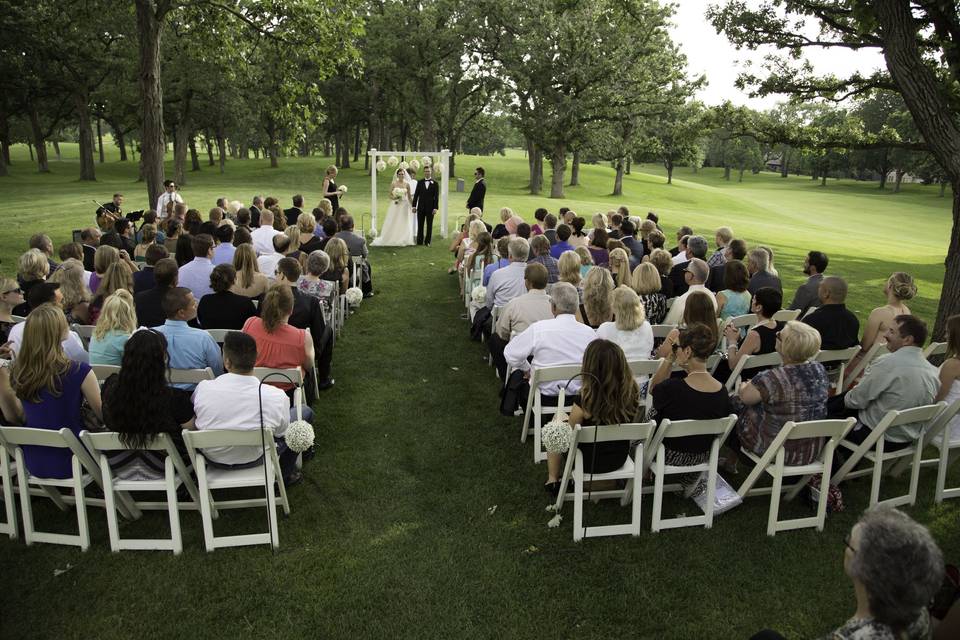 Elgin Country Club outside ceremony 1
