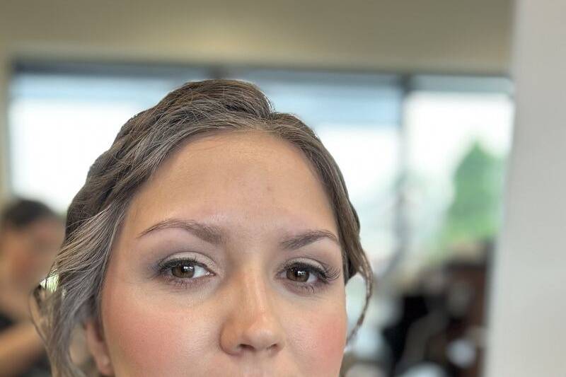 Natural glam makeup
