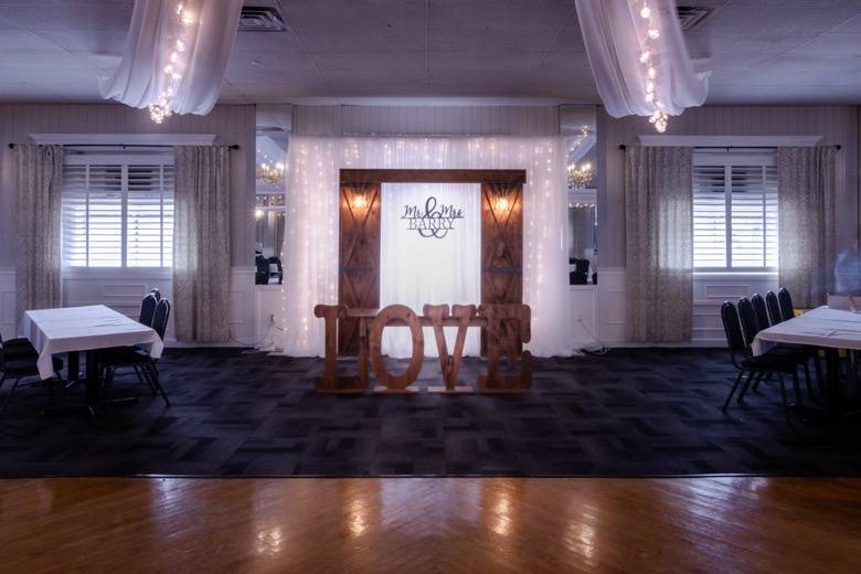 Custom Wedding Backdrops