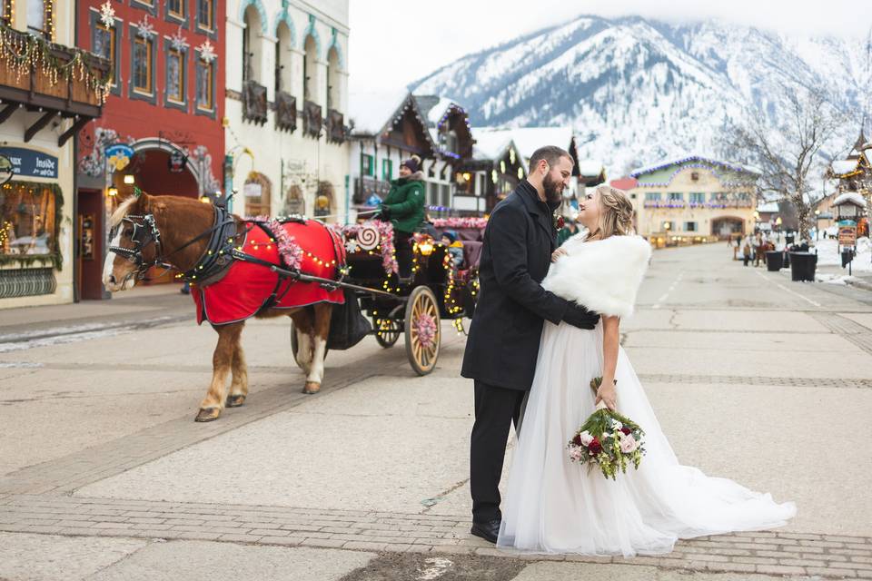 Leavenworth WA Winter Wedding