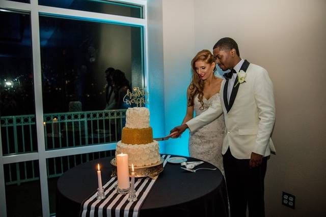 Cake cutting
