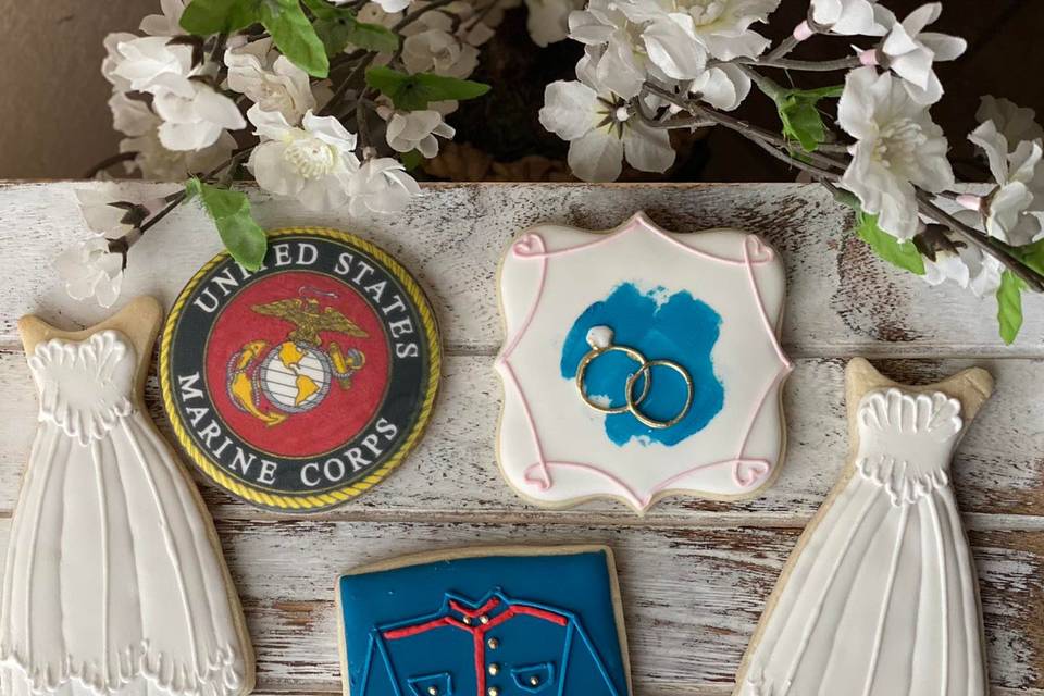 Suit and dress cookies