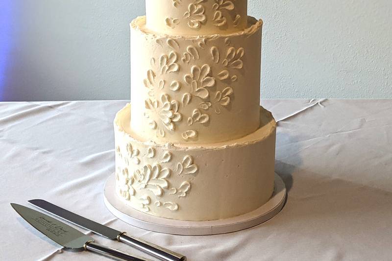 Spatula flowers wedding cake