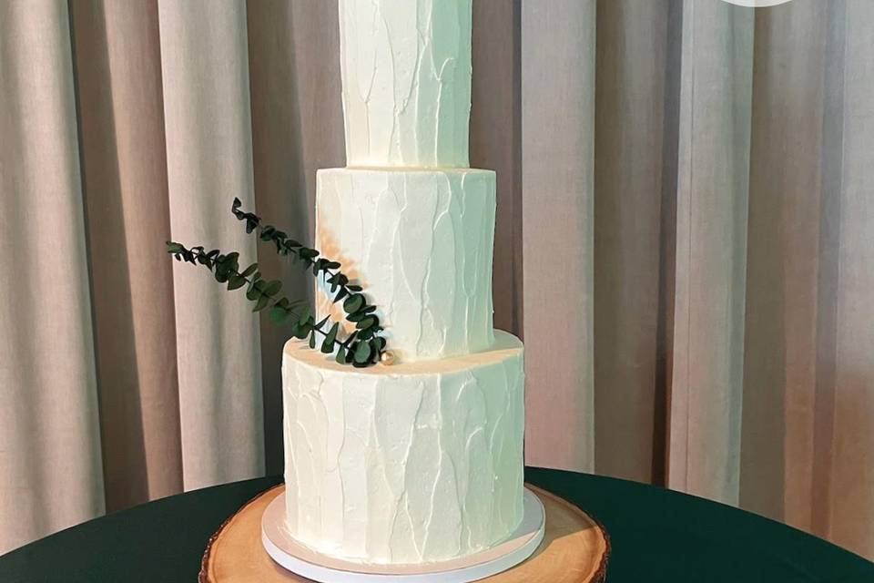Bark wedding cake