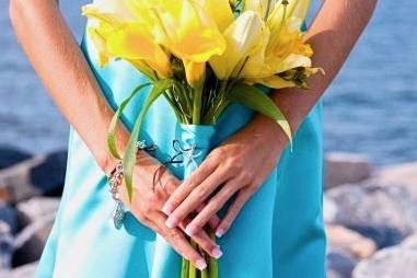 Fluttering Flowers Florists - The Knot
