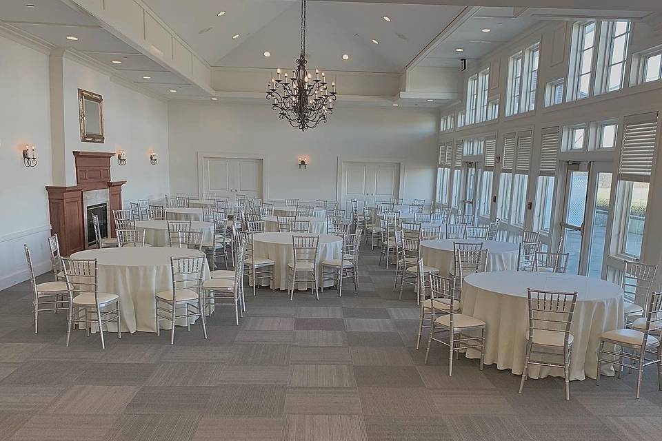 Champagne Chiavari Chairs!