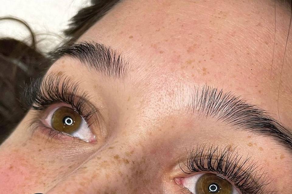 Natural Lash Extensions