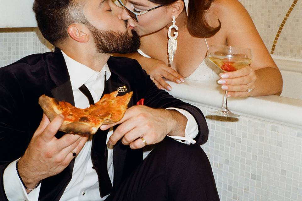 Pizza and kisses! What a combo