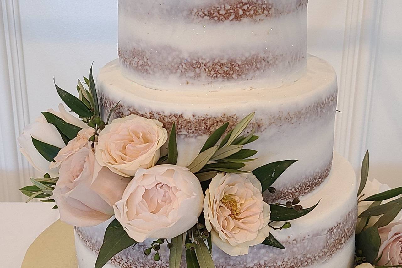 Smallcakes A Cupcakery Omaha - Wedding Cakes - Papillion, NE - WeddingWire