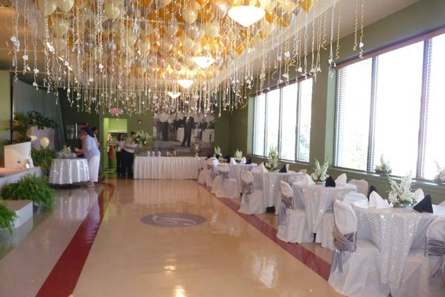 Dining area set-up