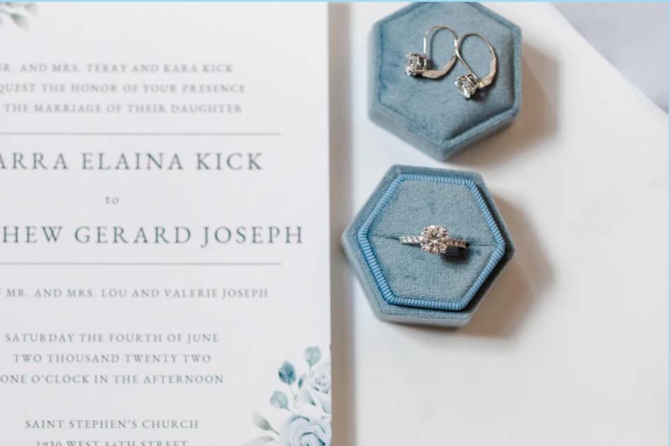 Wedding invitation and jewelry