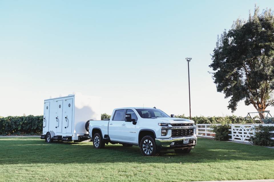Luxury Mobile Restrooms