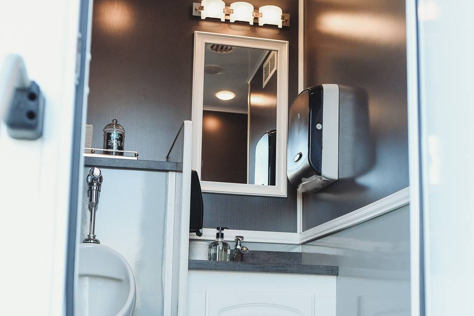 Luxury Interior and Amenities