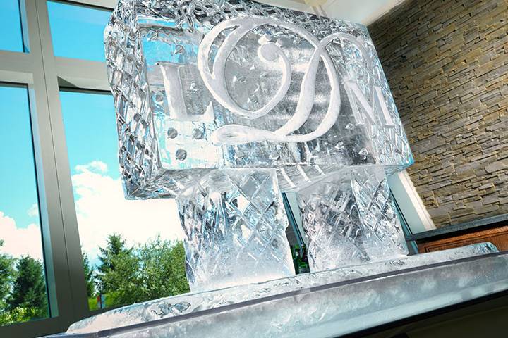 Custom Ice Sculpture