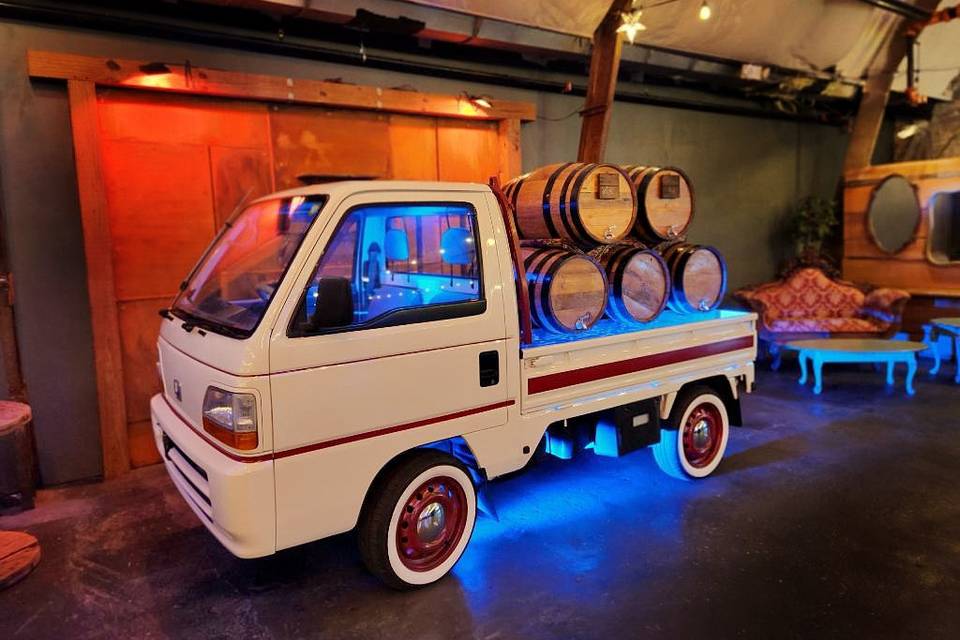 Vintage Vineyard Wine Truck
