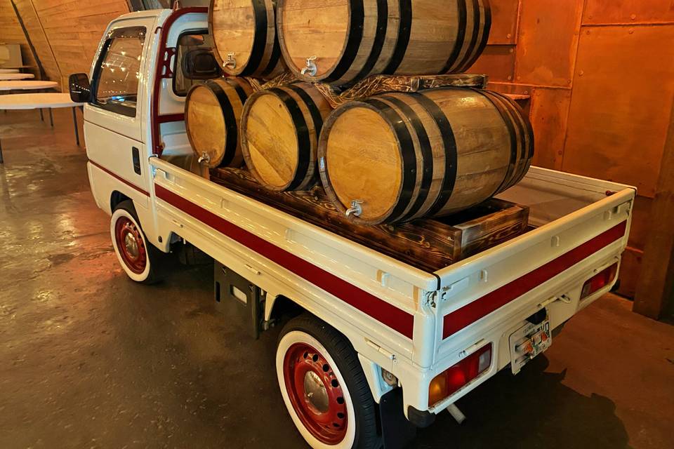 Vintage Vineyard Wine Truck