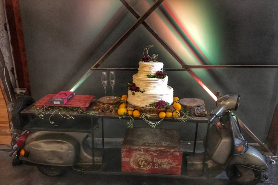 Unique Cake Table