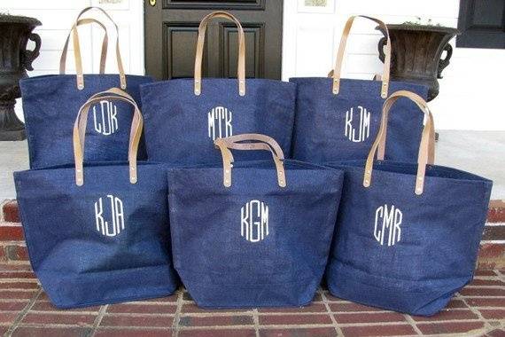 Monogrammed jute tote with grommets