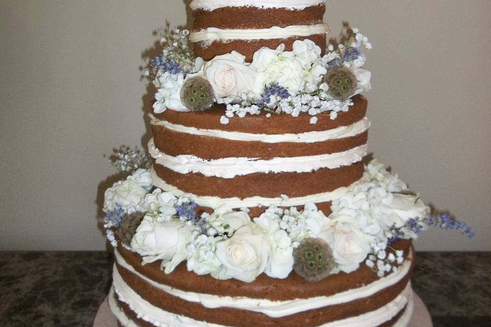 Simple wedding cake