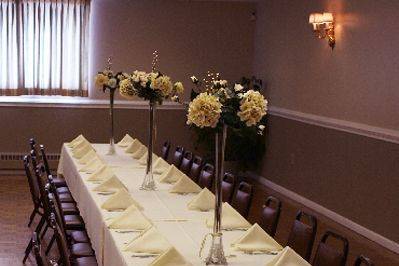 Head table setting