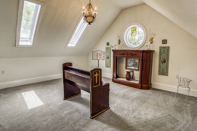 Private Chapel Room
