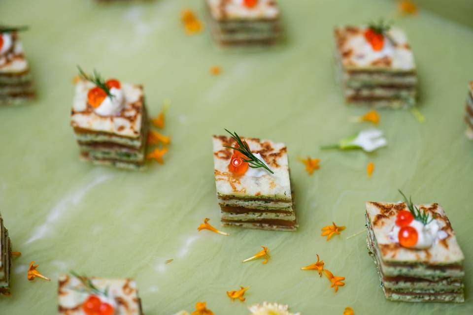 Smoked salmon canapes