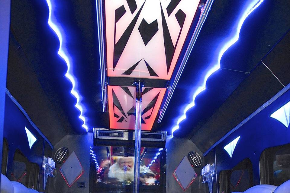 **Small Party Bus “Reef Shark”** (Interior)