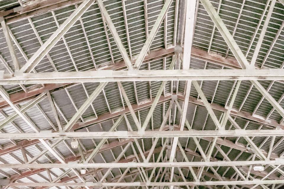 Exposed beams