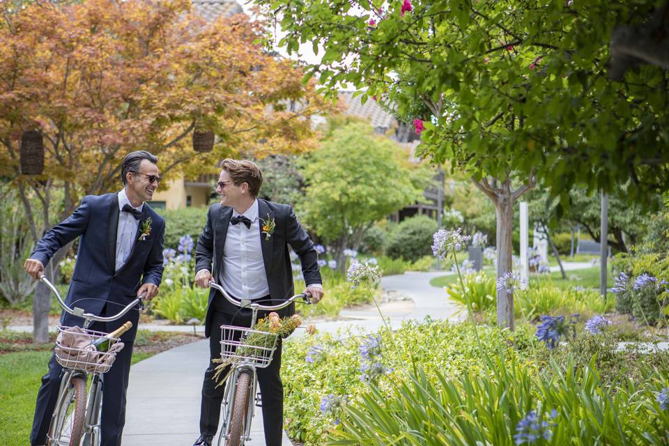 Groom and Groom with bikes