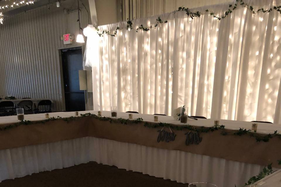 Head table