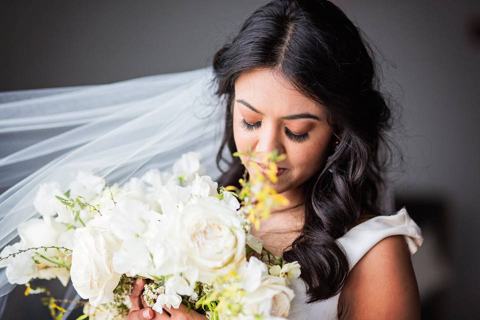 Arbor room bride portrait