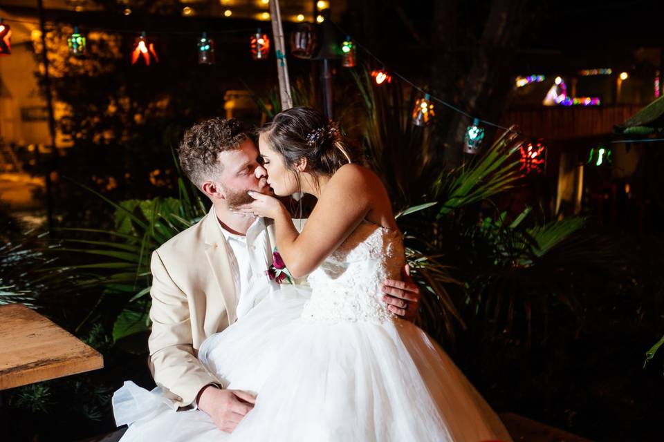 Folly Beach Taco Boy Kiss