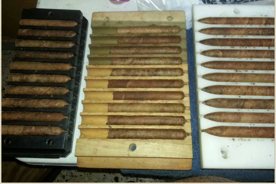 HR Handmade Cigars