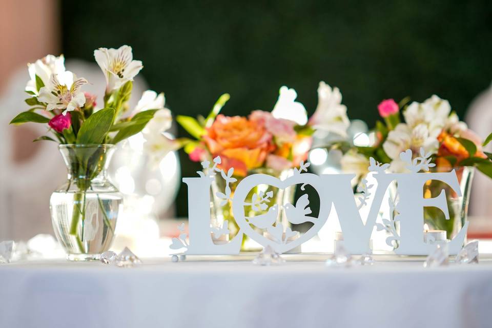 Sweetheart table